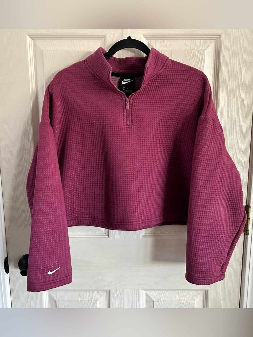 Nike Women's Berry Pink Waffle-Knit Quarter-Zip Cropped Pullover Sz Large Sporty